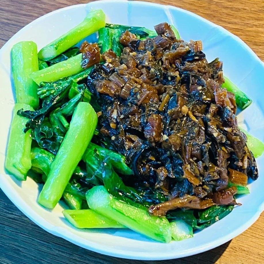 Sautéed Kai Lan With Dried Leaf Mustard And Fungus