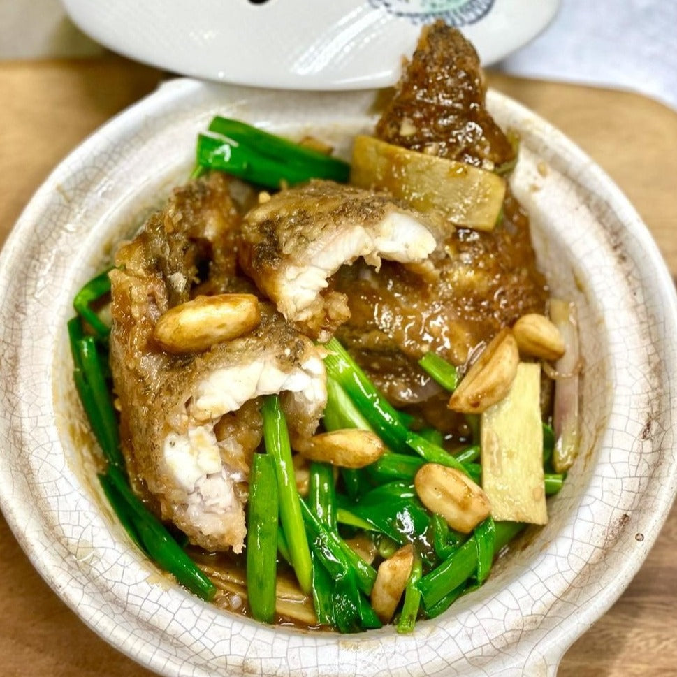 Braised Giant Grouper Belly With Garlic And Spring Onion 600g