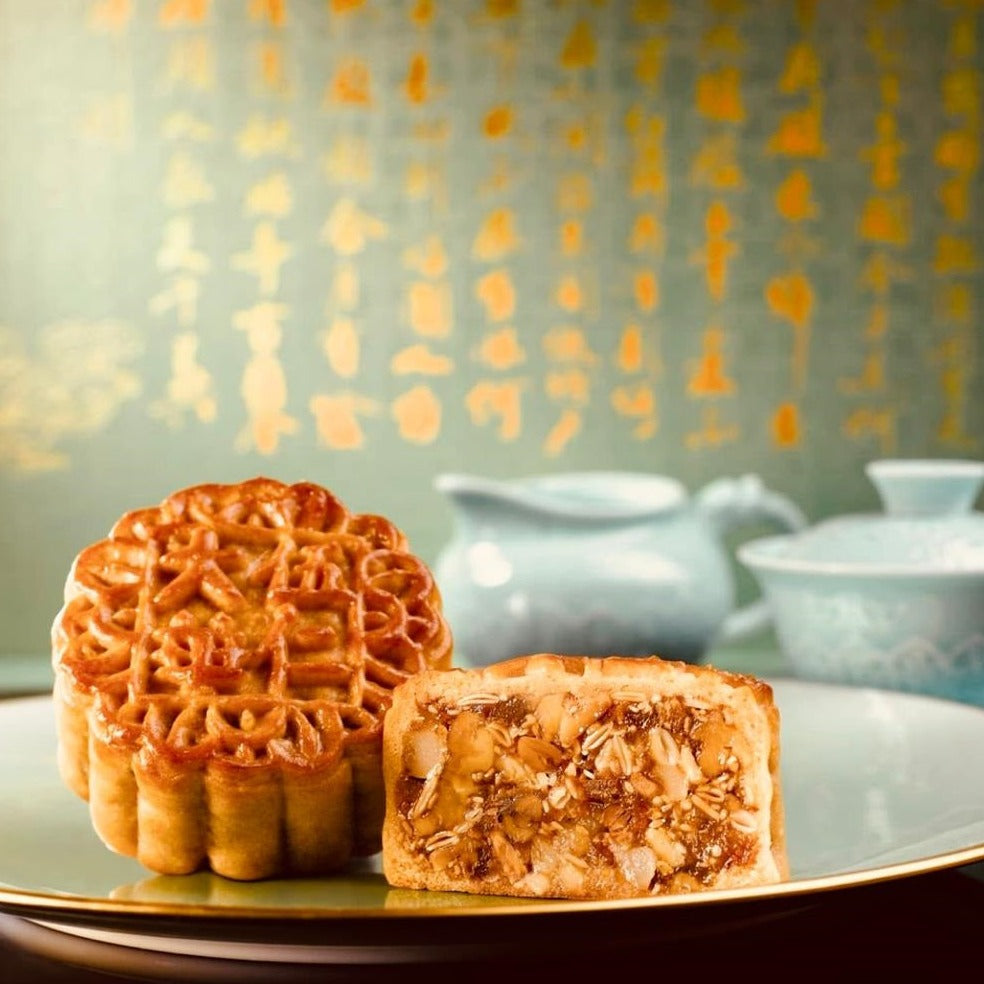 Baked Mixed Nuts Mooncake  Traditional Styles - 4pcs