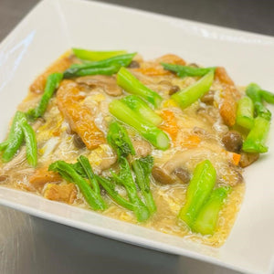 (CNY) Homemade Hor-Fun With Beancurd Sheet, Mushroom And Kailan In Egg Wash Sauce